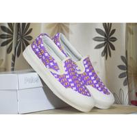 Gambar Sneakers BTS Unofficial Merch BTS x MCD Slip On dari styleshoptigabelas undefined 1 Tokopedia