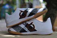 Gambar SEPATU FUTSAL ORTUSEIGHT - LIBERO IN Blcak/White/Ortrange - 39 dari ONS Sport undefined 1 Tokopedia