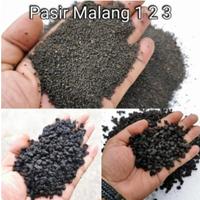 Gambar Pasir Malang Hitam 1kg Pasmal Hitam Aquarium Media Taman - PASMAL H.3 dari Yudhaodhay165 undefined 1 Tokopedia