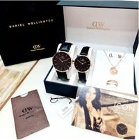 Gambar Jam Tangan Couple DW Premium Original Kulit 1 Set Free Box + Paper Bag - Hitam Rose Pth, 32 mm / 40 mm dari PERALATAN ELEKTRONIK ID undefined 1 Tokopedia