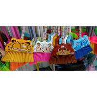 Gambar SAPU LANTAI KARAKTER LUCU BY DYNAMIC dari JENDELA GROSIR MURAH undefined 4 Tokopedia