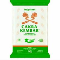 Gambar Tepung Cakra Kembar Bogasari 1 kg Plastik bening dari Hilda Cake&#39;s and food supplier undefined 1 Tokopedia