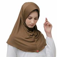 Gambar Zoya Jilbab Hijab Bergo Kerudung Instan Instant Marsha HL Casual Zoya - Dark Gold HB dari moiz store undefined 2 Tokopedia