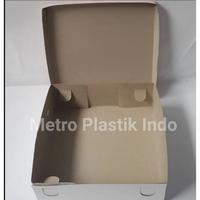 Gambar Dus | Box | Kotak Nasi Kue Makanan 20x20 Motif Bunga 20 x 20 @50set dari Metro plastik indo undefined 3 Tokopedia