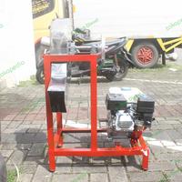 Gambar MESIN SAWUT SINGKONG BODY STEINLIS + ENGINE 6.5PK dari Gading Diesel undefined 2 Tokopedia