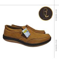 Gambar Sepatu Slip On Kulit Pria Bahan Kulit Asli 100% Sol Karet untuk Jalan - 39 dari RIF&LIF undefined 2 Tokopedia