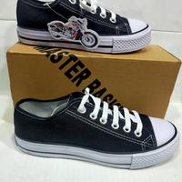 Gambar Sepatu sekolah MB master basket pendek hitam putih original - Hitam putih, 34 dari Dhea jaya undefined 1 Tokopedia