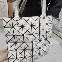 Gambar BAO BAO ISSEY MIYAKE NAVY BLUE-TAS BAO BAO-TAS IMPORT-TAS BRANDED REP dari BLours undefined 2 Tokopedia
