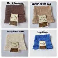 Gambar Handuk Kecil Muka Tangan Grosir Tebal Serap Air Supergrand by Lenuta - pink dari Towel and Friends undefined 5 Tokopedia