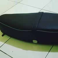 Gambar jok custom vespa ss90 dari BETH CUSTOM undefined 2 Tokopedia