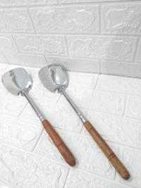 Gambar SPATULA KAYU STAINLESS TERMURAH/SUTIL KAYU TANGGUNG, SUTIL LUBANG, SUT - SOTEL-TANGGUNG dari TheAngels undefined 4 Tokopedia