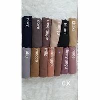Gambar Pashmina Instan Malaysia/Pashmina Ceruty Instan/Pashmina Tali Malaysia - Army dari hijo kerudung undefined 4 Tokopedia