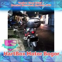 Gambar Paket Hemat Box Motor SHAD 29 Liter dan Bracket Motor Monorack GTR 150 dari hartbox undefined 3 Tokopedia