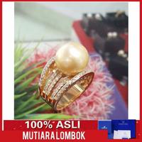 Gambar Cincin Mutiara Laut Lombok Asli Perhiasan Cincin Mutiara Mewah - gold dari kilaumutiaralombok undefined 1 Tokopedia