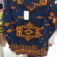 Gambar Batik Kemeja Krisna Wahyu Matahari - Merah Pendek, S dari BatikKrisnaWahyu undefined 3 Tokopedia