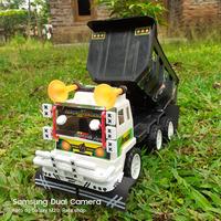 Gambar Mainan truk keren modipikasi miniatur - wahyu abadi 01 dari Raffaa shop undefined 4 Tokopedia
