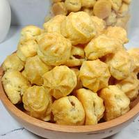Gambar SOES KERING ORIGINAL 250 GRAM - Soes Keju/Kue Soes/Sus Kering dari Rarrastore29 undefined 2 Tokopedia