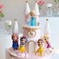 Gambar Mainan Anak Boneka Frozen | Cake Topper | Dekorasi Kue Ulang Tahun - Elsa dari RAVAmaret undefined 1 Tokopedia