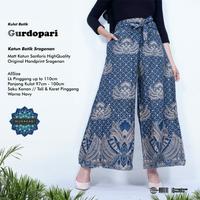 Gambar celana kulot batik premium seri 1 dari Lemari Batik Solo undefined 3 Tokopedia