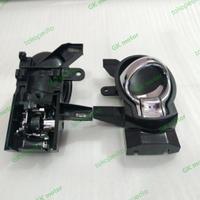 Gambar Handle pintu dalam Nissan Juke Original dari GK AUTO PART undefined 2 Tokopedia