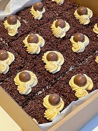 Gambar Grandma Cake (bolu jadul) - 16 pcs, Ceres Coklat dari Soome undefined 1 Tokopedia