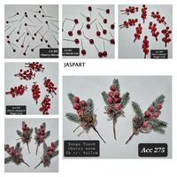Gambar Hiasan Cherry Pine Daun Cone Ornamen Dekorasi Hampers Parcel Natal - ACC 246 dari Jaspart undefined 1 Tokopedia
