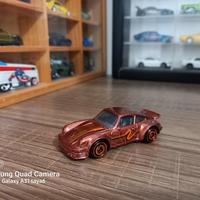 Gambar Hotwheels Porsche 934 Turbo RSR Coklat Loose From Gift Pack dari Panda123. undefined 3 Tokopedia