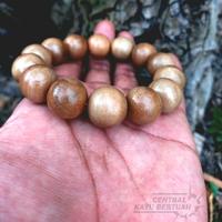 Gambar gelang kayu tesek merapi dari Central Kayu Bertuah undefined 2 Tokopedia