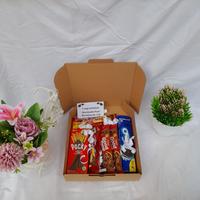Gambar snack box hampers dari AJD Florist undefined 1 Tokopedia