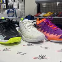 Gambar Sepatu Badminton Lining Gyrfalcon V 5 AYAS026 Original Yuta Watanabe dari Badminton Corner undefined 4 Tokopedia