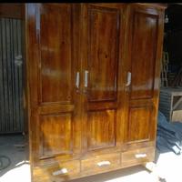 Gambar lemari pakaian/ lemari kayu jati Belanda murah dari UD SHOFIA FURNITURE undefined 1 Tokopedia