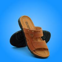 Gambar Sandal Selop Kulit Pria Hipzo CL 20 Original Sendal Slop Casual Kasual - Hitam, 42 dari Hipzo Official undefined 1 Tokopedia