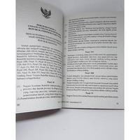 Gambar Buku UUD 1945 Dan Amandemen Lengkap Terbaru Uk. Besar A5 dari Toko Win Shp undefined 2 Tokopedia