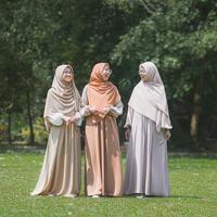 Gambar Gamis Ayumi New Hijab Alila Tangan Balok Wollycrepe Busui - Cream Brown, L dari Ayyabina & Hijab Alila undefined 2 Tokopedia