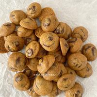 Gambar Mini Chocolate Chip Cookies / Crunchy Cookies / bite sized cookies - Yes, Christmas, 200 gram dari baked bakeZz undefined 2 Tokopedia