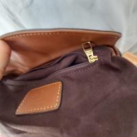 Gambar Tas Second Elvi Slempang Vintage dari Luna Branded Seken undefined 3 Tokopedia