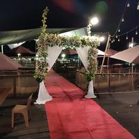 Gambar Dekorasi wedding+hias 50 kursi tamu+entrance gate+12 standing flower dari Wonderful Family Decorations-Anne Savitri undefined 3 Tokopedia