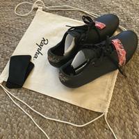Gambar sepatu sepeda rapha rcc shoes roadbike shoes dari Pitstop Bikes Adm undefined 2 Tokopedia