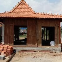 Gambar wuwungan joglo dari genteng mayong jepara undefined 3 Tokopedia