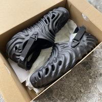 Gambar Salehe Bembury x Crocs Pollex Clog Sasquatch - 8 dari Sneakssupply undefined 4 Tokopedia