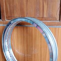 Gambar velg model akront uk 18x250 hole 36 not borrani not morrad not akront dari UD LARIS LARIS undefined 3 Tokopedia