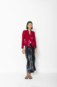 Gambar Kebaya Pendek Tumbuh Acak Marun - ML dari Sejauh Mata Memandang undefined 1 Tokopedia