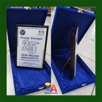 Gambar Box Plakat Akrilik | Kotak Plakat | Box Bludru dari AllPrint Indonesia undefined 1 Tokopedia