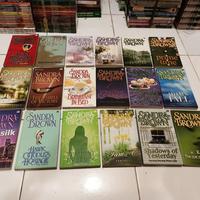 Gambar rendem novel SANDRA dari Toko Buku Tiga sodara 077 undefined 1 Tokopedia