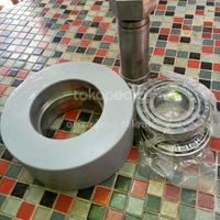 Gambar Roller mixer kyokuto (hanya roller + baut mur + 2pcs bearing 30311) dari Oriza Jaya teknik undefined 2 Tokopedia