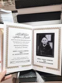 Gambar paket buku yasin dan tahlil + dompet hardcover oskar 176 hal glossy dari Mina Printing undefined 3 Tokopedia