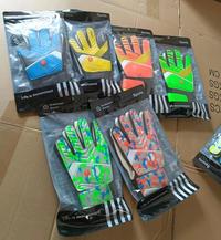 Gambar TERBARU !! SARUNG TANGAN KIPER ANAK BOLA/FUTSAL (BEST) dari Globalsport Store undefined 2 Tokopedia