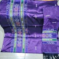 Gambar Set SARUNG dan SELENDANG kain Sutra Hongkong - tenun Siantar - Hijau dari Lydia Ulos undefined 3 Tokopedia