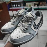 Gambar air jordan low x dior dari eRGe Garage undefined 1 Tokopedia