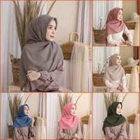 Gambar HIJAB segi empat Bella square anti letoy variasi warna merah dll - BIREL dari yudiss official undefined 1 Tokopedia